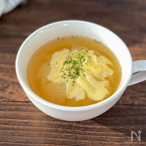 レンジで6分♪【とろとろ新玉ねぎスープ】