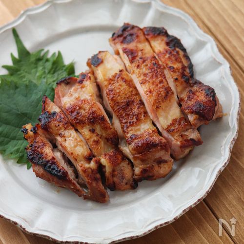 【コク旨！】とりもも肉のすりごま味噌漬け焼き