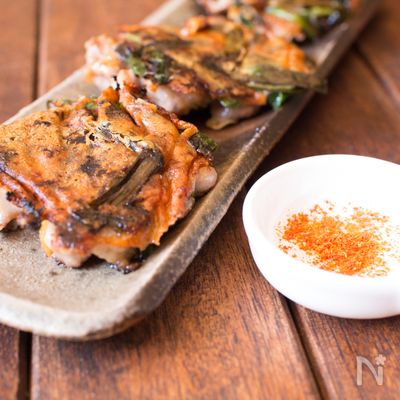 豚ニラチーズ焼き