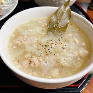 REIの作ってみた!投稿(甘みを味わう♪新玉ねぎのトロトロスープ)
