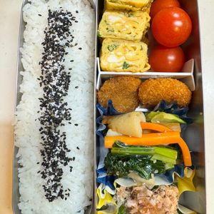 Tsuneaki Okadaの作ってみた!投稿(【小松菜とちくわのごま油炒め】お弁当や作り置きにも◎)