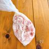冷凍しても柔らかい！豚こまチーズボールの工程1