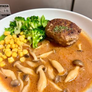 ケの作ってみた!投稿(【煮込みハンバーグ】我が家一番人気おかず♡小さめ簡単Ver.)