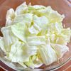〖レンジで簡単〗キャベツとサバ缶のしょうが白だし蒸しの工程1