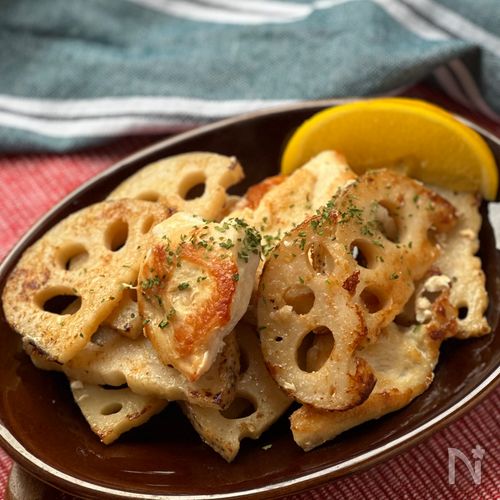 【さっぱり】鶏むねとれんこんの塩レモン炒め
