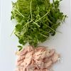 チキンと豆苗とくずし豆腐のおかずサラダ♩5分でヘルシーおかずの工程2