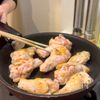 簡単ほっこり♡手羽元トマトチーズの工程1