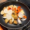 春野菜たっぷり♪ほくほく新じゃがの肉じゃがの工程1