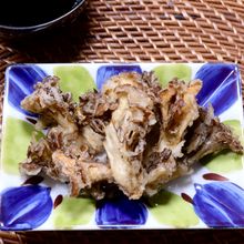 カリカリ食感！米粉だけで舞茸の天ぷら