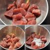 【豚ヒレのやわらか酢豚】ワンパンでラクうま中華！の工程2