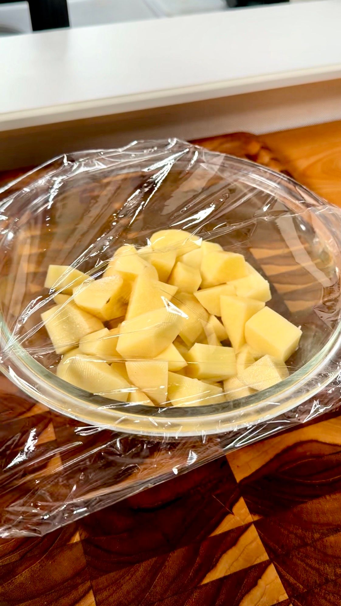 揚げずにヘルシー！やる気1%ころころポテト | レシピサイトNadia