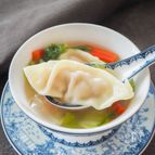 豆腐と気づかれなかった！豆腐入り餃子と野菜のスープ