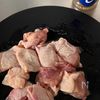 塩こうじ鶏のうま塩炒めの工程1