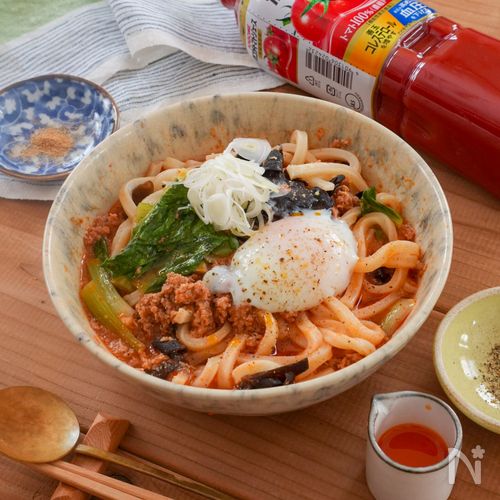 電子レンジで簡単!トマト担々うどん