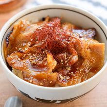 【焼肉屋さんの豚カルビ丼】家が店になるほど旨い！！
