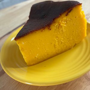ちゃーりぃの作ってみた!投稿(ミキサーで混ぜるだけ！かぼちゃバスクチーズケーキ)