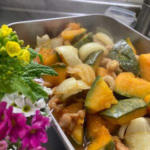 そら・ゆずの作ってみた!投稿(お惣菜屋さん風《かぼちゃと新玉♡こってりそぼろ煮》)