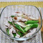 ちょっとオイリー「オクラとミョウガの豚しゃぶサラダ」