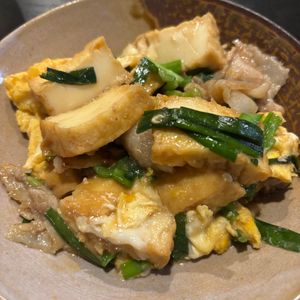アマエイヌの作ってみた!投稿(10分で完成！豚ニラ厚揚げの とろ卵炒め#節約 #ご飯に合う)