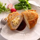 エッグサラダのチキンカツ。