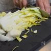 材料3つでパパッと完成✨白菜と豚こまのあんかけ🐷の工程1