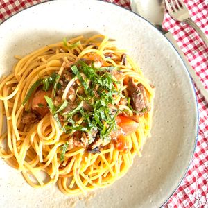 ゆゆの作ってみた!投稿(『鯖の味噌煮缶とトマトの絶品和パスタ』)
