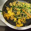 早い!安い!美味しい!カレー風味♡豚肉のニラ玉もやし炒めの工程4