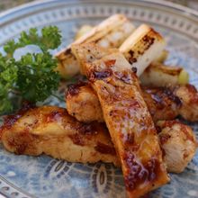 鶏胸肉のはちみつ梅入り照り焼き