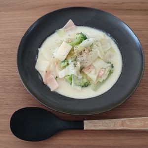 ゆの作ってみた!投稿(白い冬野菜のミルクスープ。)