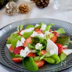 いちごとカブのサラダ【クリスマスのサラダ】