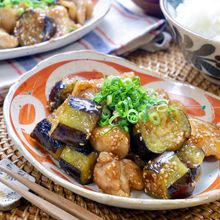ポン酢で簡単☆『鶏もも肉となすのごまポン照り焼き』