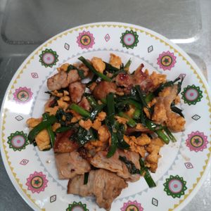 KUMIKOの作ってみた!投稿(ガッツリ食べたいご飯が進む味♡『豚ニラたま』)