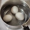 ニラだれで簡単!ピリ辛味たまごの工程1