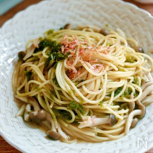 磯の香り広がる♩しめじと海苔のスープパスタ