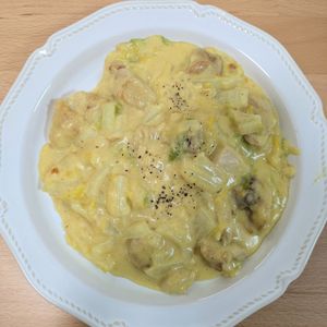ゆいの作ってみた!投稿(ノンバター！チーズでコク♡白菜と鶏肉のカレーとろみクリーム煮)