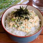 【速攻！超簡単レシピ】豆腐×納豆で即席とろろ風!?「ふわネバねぎ丼」混ぜてのせるだけ♪