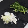 完成まで5分♩レンジで簡単【ピーマンと長ネギのナムル】の工程1