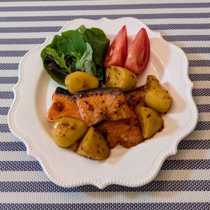 𝔂𝓾𝓶𝓲🍓の作ってみた!投稿(鮭とじゃがいものやみつき甘辛ソテー)