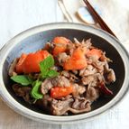 牛肉とトマトのエスニック炒め