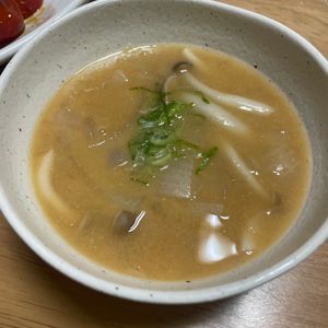 しょうこの作ってみた!投稿(自然な甘みがたまらない♡新玉としめじの味噌汁)