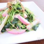 三つ葉とかまぼこのわさび醤油和え