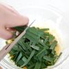 簡単もちもち！海鮮ニラチヂミ｜レシピの工程3