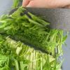 簡単副菜!【水菜とちくわの胡麻きなこあえ】の工程1