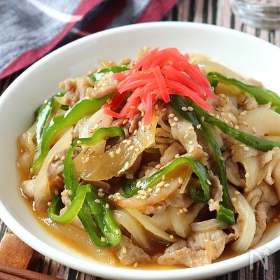 子どもも絶賛♪豚こまピーマンの生姜焼き