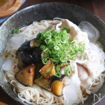 夏にぴったり！ピリ辛ナスと冷しゃぶの素麺♪