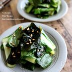 生の小松菜とわかめの和え物