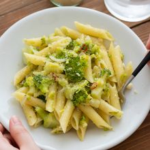 パパッとランチに♪しらすとブロッコリーのペペロンペンネ