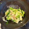 家にある調味料で作る🧂鶏肉とキャベツの塩だれ炒めの工程2