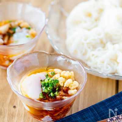 天かすが決め手☆キムチ温玉そうめん