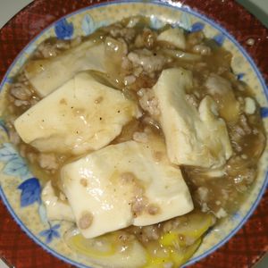 たりおの作ってみた!投稿(行列の定食屋さんの🍚とろとろ和風そぼろあんかけ豆腐🤩)